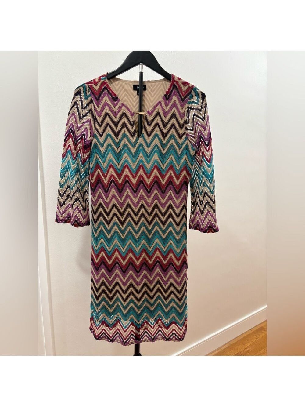 642. Tacera Vibrant Chevron Midi Dress